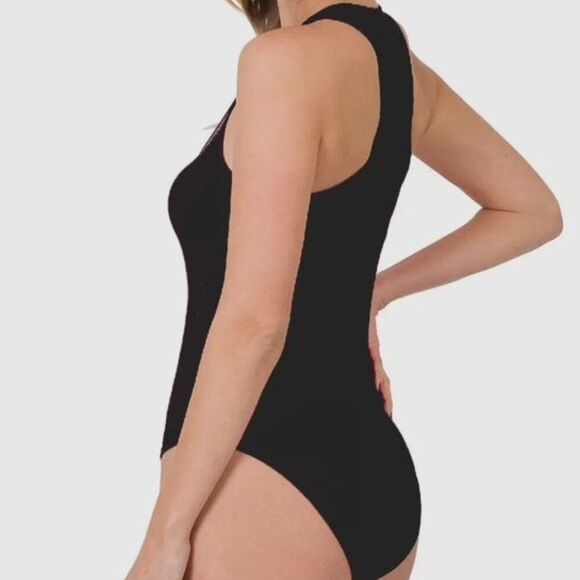 Racerback Cotton Bodysuit w/Adjustable Closure - Picture 2 of 2
